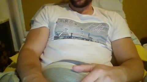 Snapshot of sexyyphilip chatting on May 4, 2:18 am sexyyphilip online show from May 4, 2:18 am