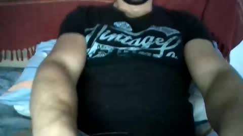 Snapshot of sexyyphilip chatting on May 31, 5:26 am sexyyphilip online show from May 31, 5:26 am