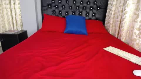 Snapshot of sexyzahara_h chatting on February 11, 11:33 pm zahara online show from February 11, 11:33 pm