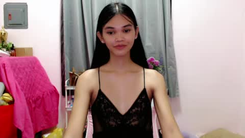 Snapshot of sexyzendaya_69 chatting on May 2, 7:02 am Zendaya online show from May 2, 7:02 am