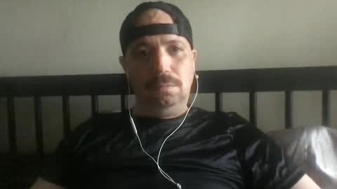 Snapshot of sfgiants1982 chatting on October 2, 10:50 pm sfgiants1982 online show from October 2, 10:50 pm