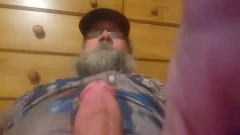 Snapshot of sgtbrown01 chatting on April 20, 3:31 am sgtbrown01 online show from April 20, 3:31 am