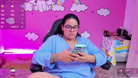 sharoon online show from February 17, 5:30 pm