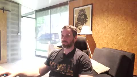 shad0w_hunter online show from April 9, 1:27 pm