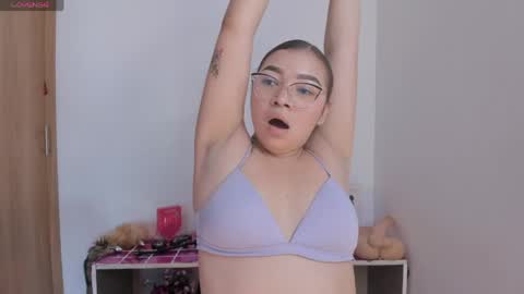 Snapshot of shadaraa chatting on June 2, 8:00 pm shadara online show from June 2, 8:00 pm