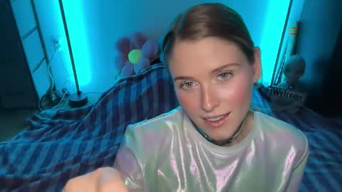 shadebabe online show from November 16, 8:42 am