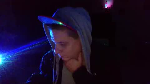 Snapshot of shades455 chatting on April 9, 12:10 am shades455 online show from April 9, 12:10 am