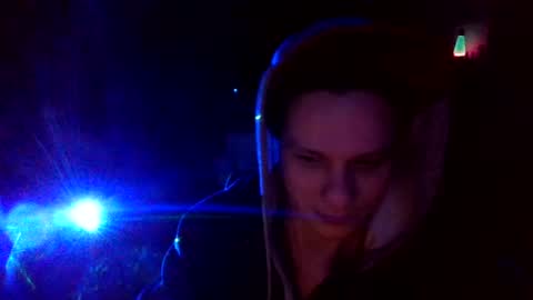 Snapshot of shades455 chatting on June 20, 2:25 am shades455 online show from June 20, 2:25 am