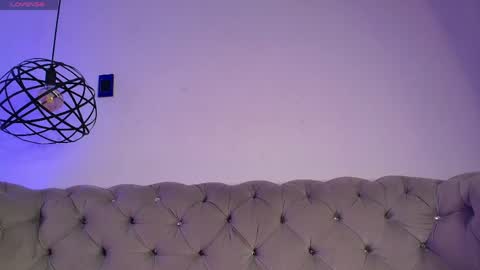 Snapshot of shadowlune chatting on June 2, 8:11 pm shadowlune online show from June 2, 8:11 pm