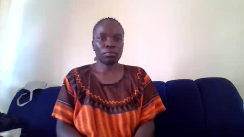 Snapshot of shadowsweet34 chatting on May 29, 8:34 am val online show from May 29, 8:34 am