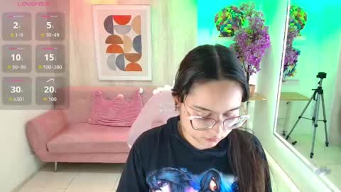 Snapshot of shady_bug chatting on May 2, 8:25 pm Shady online show from May 2, 8:25 pm