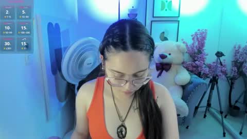 Snapshot of shady_bug chatting on July 6, 7:49 pm Shady online show from July 6, 7:49 pm