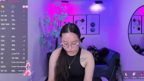 Snapshot of shady_bug chatting on July 15, 8:14 pm Shady online show from July 15, 8:14 pm