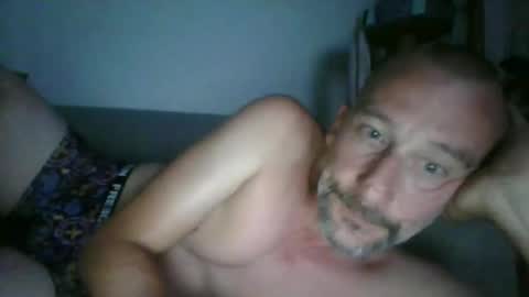 Snapshot of shafte1981 chatting on June 6, 9:19 pm shafte1981 online show from June 6, 9:19 pm