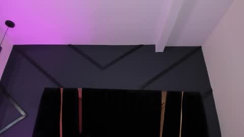 Shaina Vasquez online show from February 22, 6:24 am