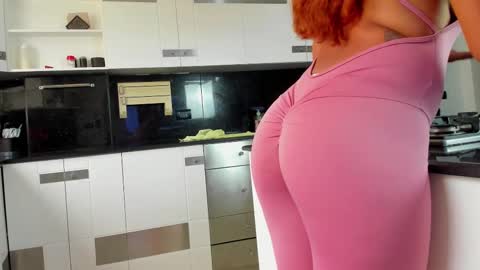 Snapshot of shainabonne chatting on September 25, 8:12 pm Shaina online show from September 25, 8:12 pm