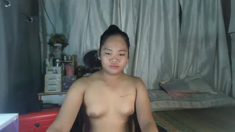 Snapshot of shainhot2006 chatting on September 16, 2:12 am shainhot2006 online show from September 16, 2:12 am