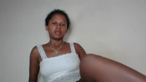 shainnah online show from November 23, 5:46 pm