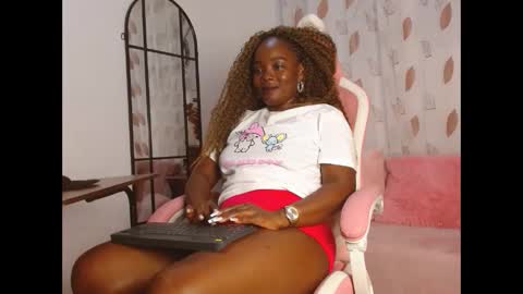 Shaira online show from November 8, 12:33 am