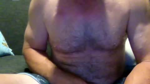 Snapshot of shakeyman889 chatting on June 29, 4:08 am shakeyman889 online show from June 29, 4:08 am
