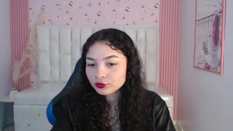 Shalon  online show from October 17, 2:41 pm