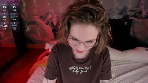 Snapshot of shameles_pussy chatting on January 19, 9:01 am shameles_pussy online show from January 19, 9:01 am