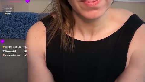 Snapshot of shameless_shalynn chatting on February 12, 5:08 pm Shalynn online show from February 12, 5:08 pm