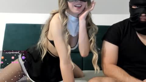 Snapshot of shamelesscouple2 chatting on February 26, 7:38 pm shamelesscouple2 online show from February 26, 7:38 pm