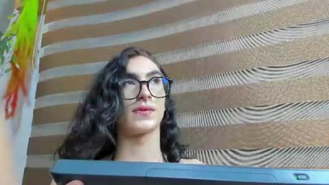 shammy_rosse online show from June 28, 12:49 am