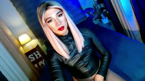 MISS SHANE online show from November 12, 9:14 pm