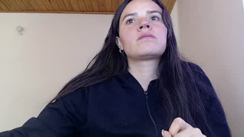 Snapshot of shanel_lozano chatting on July 15, 9:20 pm shanel_lozano online show from July 15, 9:20 pm