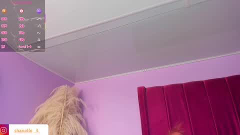 shanelle7 online show from April 7, 2:17 pm