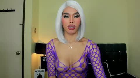 Snapshot of shanexxgoddess chatting on May 19, 6:47 pm shanexx online show from May 19, 6:47 pm