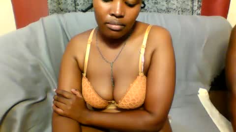 shania_sleigh online show from February 2, 5:11 pm