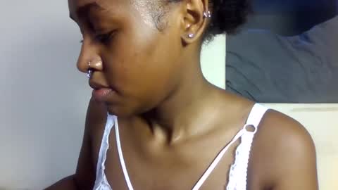 shania_sleigh online show from April 19, 1:21 pm