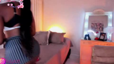 Shannol online show from April 22, 1:19 am