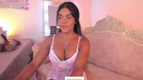 Snapshot of shannol_ryan chatting on May 14, 1:56 am Shannol online show from May 14, 1:56 am