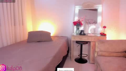 Snapshot of shannol_ryan chatting on July 23, 12:35 am Shannol online show from July 23, 12:35 am
