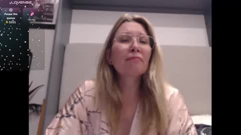 Shannon07 online show from November 10, 1:37 am