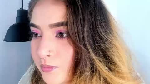 Shanntal  online show from October 9, 7:56 pm