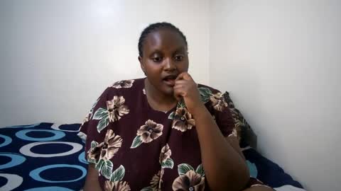 Snapshot of shanny_123 chatting on July 5, 11:39 am shanny_123 online show from July 5, 11:39 am