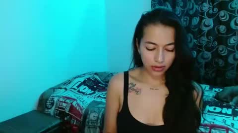 Snapshot of shantal_d03 chatting on February 21, 4:18 am shantal_d03 online show from February 21, 4:18 am