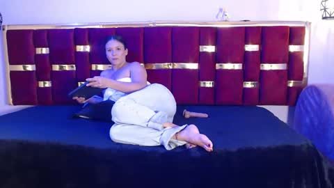 shantall 05 online show from February 3, 6:57 pm