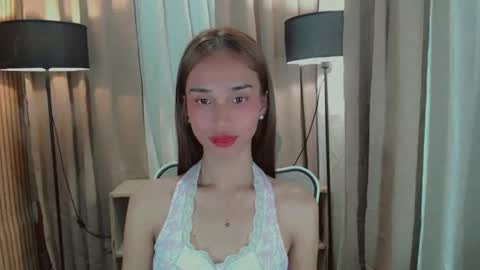 Snapshot of shantallfuckdoll chatting on June 5, 3:02 am shantallfuckdoll online show from June 5, 3:02 am