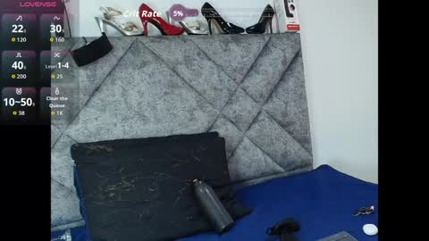 Snapshot of shantey_laurent chatting on June 1, 3:14 pm shantey online show from June 1, 3:14 pm