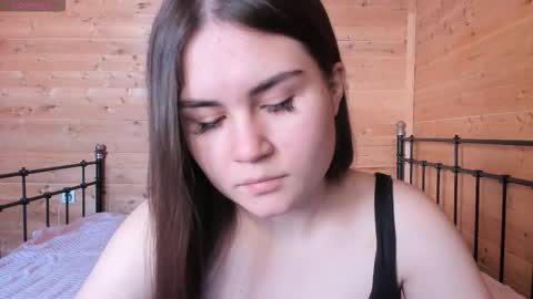 Snapshot of shanti_fo chatting on February 24, 8:12 am shanti fo online show from February 24, 8:12 am