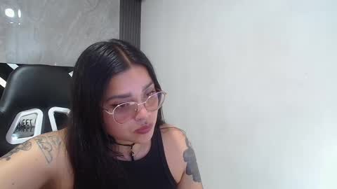 Shantall online show from October 21, 9:26 pm