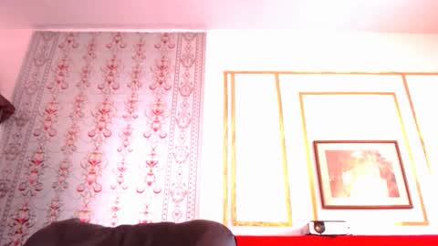 Snapshot of shanyferrati chatting on December 27, 5:16 pm SHANYF online show from December 27, 5:16 pm