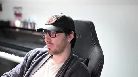 frenchy boy online show from March 13, 9:49 am