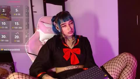 sharaross1 online show from November 5, 4:56 am